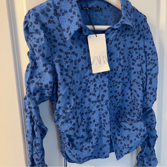Zara printed blouse size  S - Picture 4 of 6
